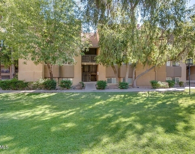 18811 N 19th Avenue - Photo Thumbnail 1