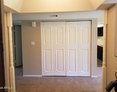 18811 N 19th Avenue - Photo Thumbnail 12