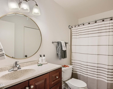 4865 N Granite Reef Road - Photo Thumbnail 11