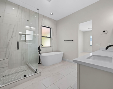 4409 N 32nd Street - Photo Thumbnail 41
