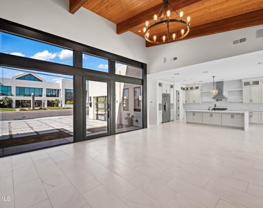 4409 N 32nd Street - Photo Thumbnail 16