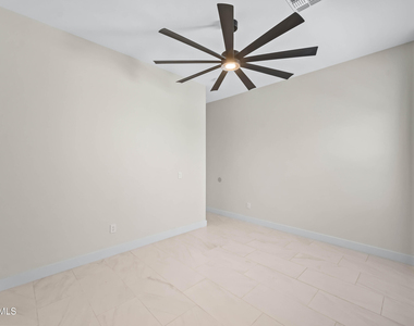 4409 N 32nd Street - Photo Thumbnail 29