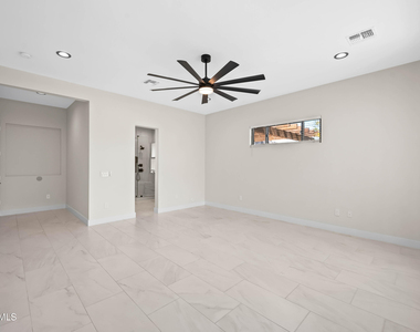 4409 N 32nd Street - Photo Thumbnail 34