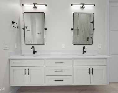 4409 N 32nd Street - Photo Thumbnail 40