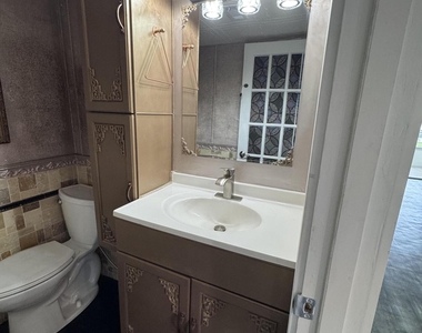 721 Lori Drive - Photo Thumbnail 19