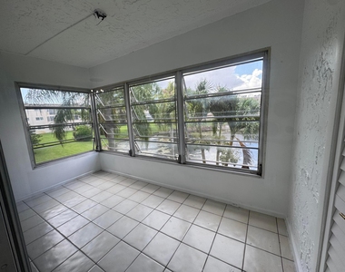 721 Lori Drive - Photo Thumbnail 18