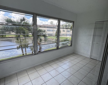 721 Lori Drive - Photo Thumbnail 17
