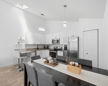 5799 Golden Eagle Circle - Photo Thumbnail 13
