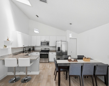 5799 Golden Eagle Circle - Photo Thumbnail 11