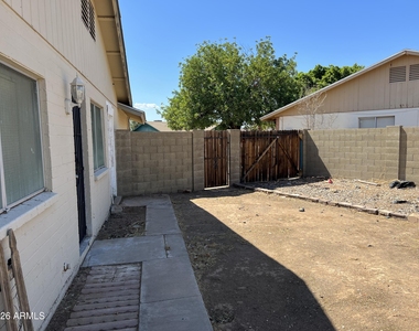 12605 N 42nd Avenue - Photo Thumbnail 10