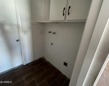 12605 N 42nd Avenue - Photo Thumbnail 12