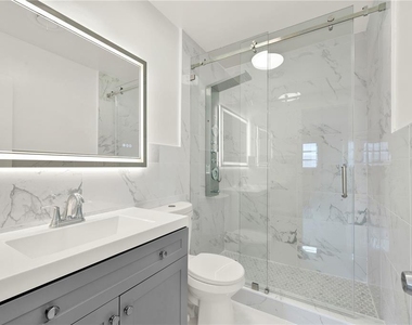 2864 Ne 32nd Street - Photo Thumbnail 10