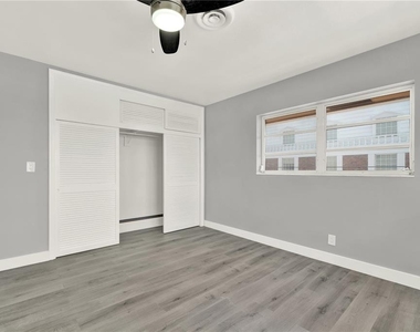 2864 Ne 32nd Street - Photo Thumbnail 16