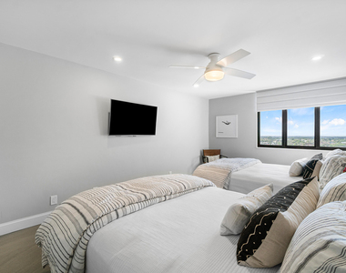 3420 S Ocean Boulevard - Photo Thumbnail 14