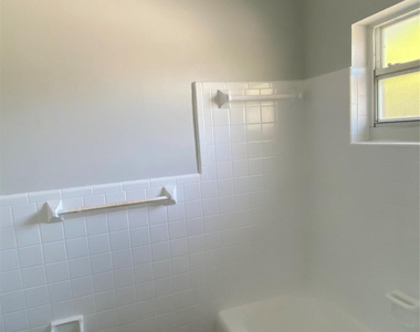 853 Se 4th Court - Photo Thumbnail 7