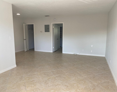 853 Se 4th Court - Photo Thumbnail 1