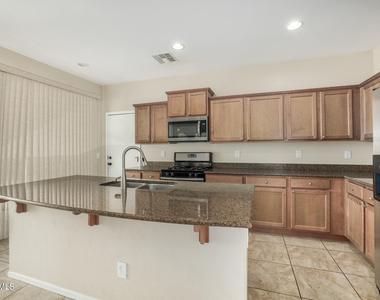 3492 S Winter Lane - Photo Thumbnail 6