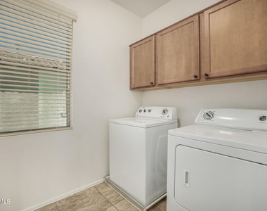 3492 S Winter Lane - Photo Thumbnail 18
