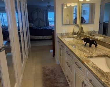 7380 S Oriole Boulevard - Photo Thumbnail 17