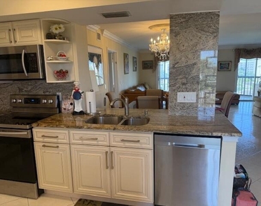 7380 S Oriole Boulevard - Photo Thumbnail 3