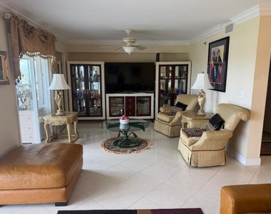 7380 S Oriole Boulevard - Photo Thumbnail 6
