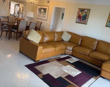 7380 S Oriole Boulevard - Photo Thumbnail 8