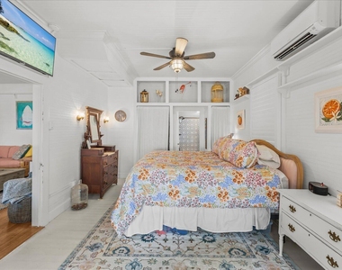 4360 Ne Indian River Drive - Photo Thumbnail 6