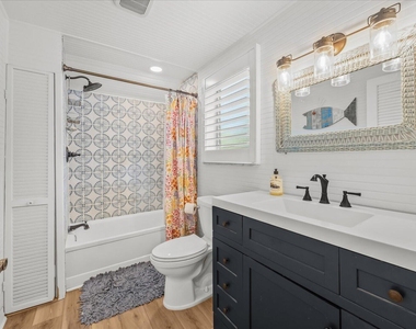4360 Ne Indian River Drive - Photo Thumbnail 7