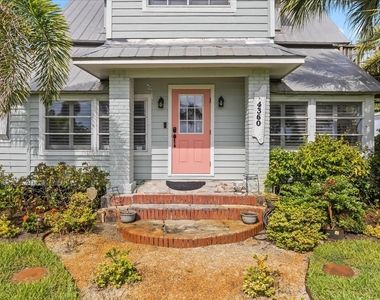 4360 Ne Indian River Drive - Photo Thumbnail 3
