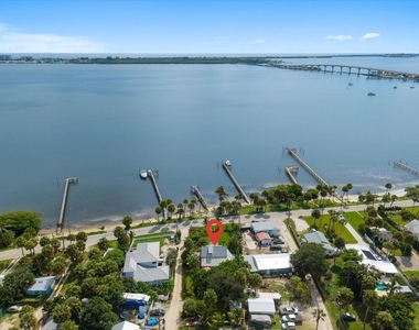 4360 Ne Indian River Drive - Photo Thumbnail 41