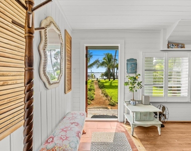 4360 Ne Indian River Drive - Photo Thumbnail 8