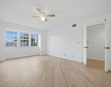 11635 Ficus Street - Photo Thumbnail 21
