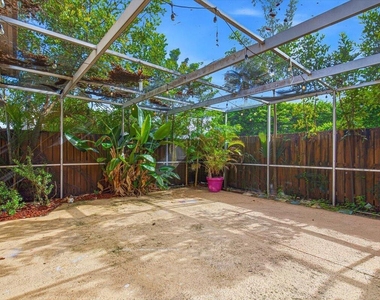11635 Ficus Street - Photo Thumbnail 25