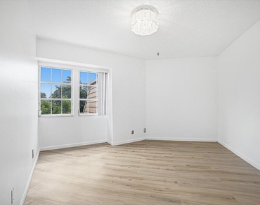11635 Ficus Street - Photo Thumbnail 15
