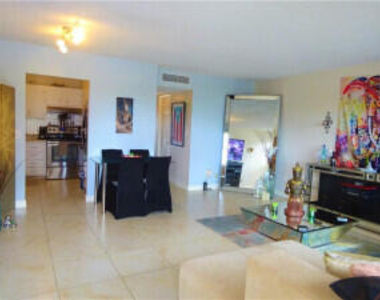 2840 Ne 14th St Street - Photo Thumbnail 1