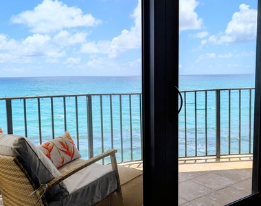 5420 N Ocean Drive - Photo Thumbnail 3