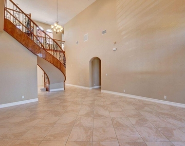8800 Cobblestone Point Circle - Photo Thumbnail 11