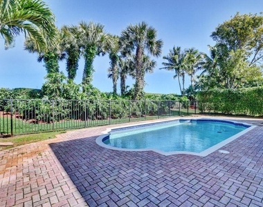 8800 Cobblestone Point Circle - Photo Thumbnail 5