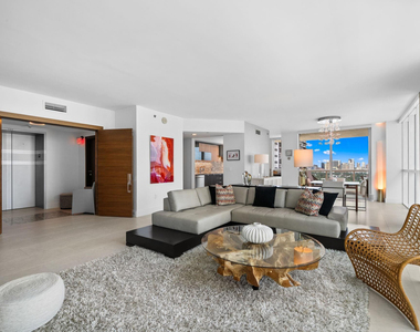 101 S Fort Lauderdale Beach Boulevard - Photo Thumbnail 5