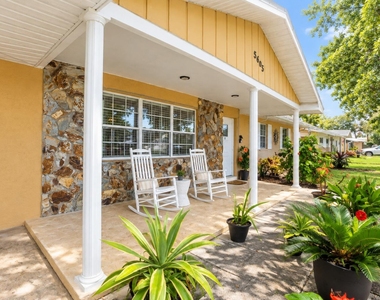 5605 Winter Garden Parkway - Photo Thumbnail 1