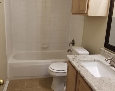 5598 Carrington Drive - Photo Thumbnail 14