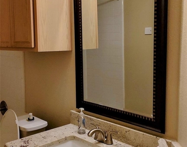 5598 Carrington Drive - Photo Thumbnail 15