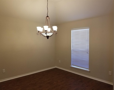 5598 Carrington Drive - Photo Thumbnail 6
