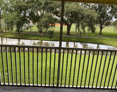 1095 Coral Club Drive - Photo Thumbnail 29