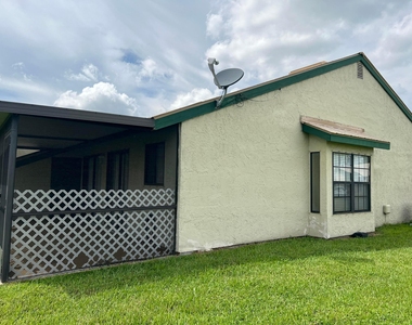 650 Sw Veronica Avenue - Photo Thumbnail 2