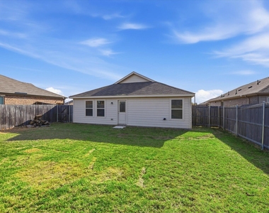 1393 Beach Drive - Photo Thumbnail 35