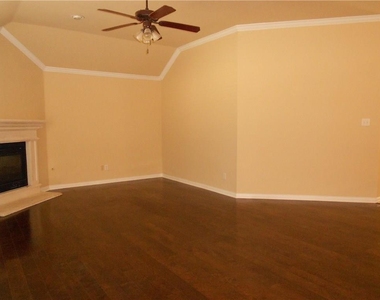 8600 Western Meadows Drive - Photo Thumbnail 18