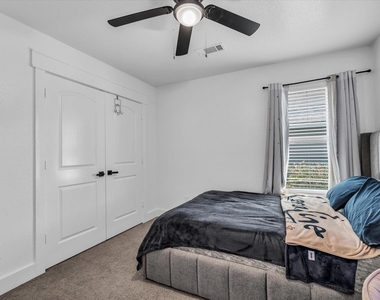 10804 Aurora Drive - Photo Thumbnail 17