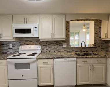 1108 W Ocean Avenue - Photo Thumbnail 15