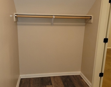 578 Aviator Drive - Photo Thumbnail 36